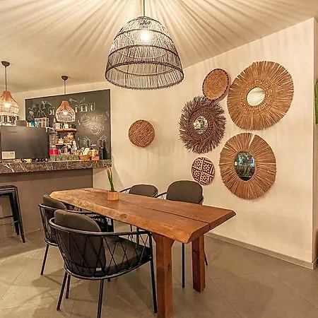 Payava By True Blue Otel